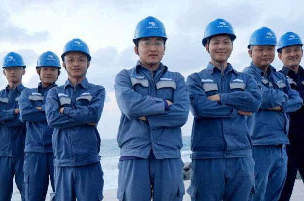 工服定做對(duì)于員工的重要性